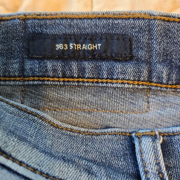 Lucky Brand 363 Straight Jeans Men's 30/30 Medium Wash Casual Party Normcore - Picture 4 of 8